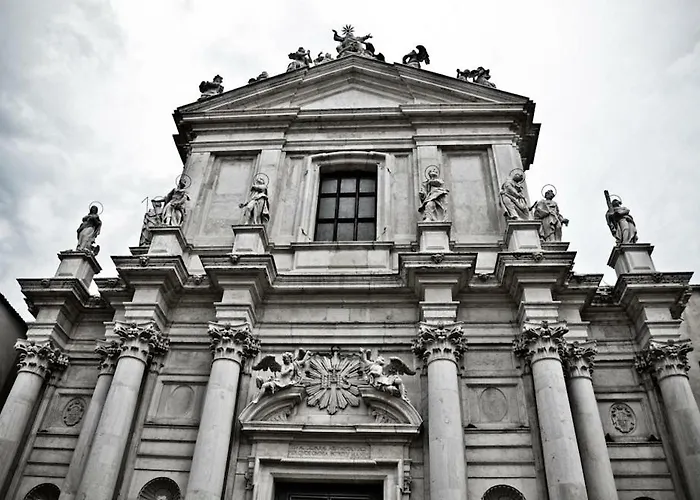 Appartamento Grazioso E Centrale